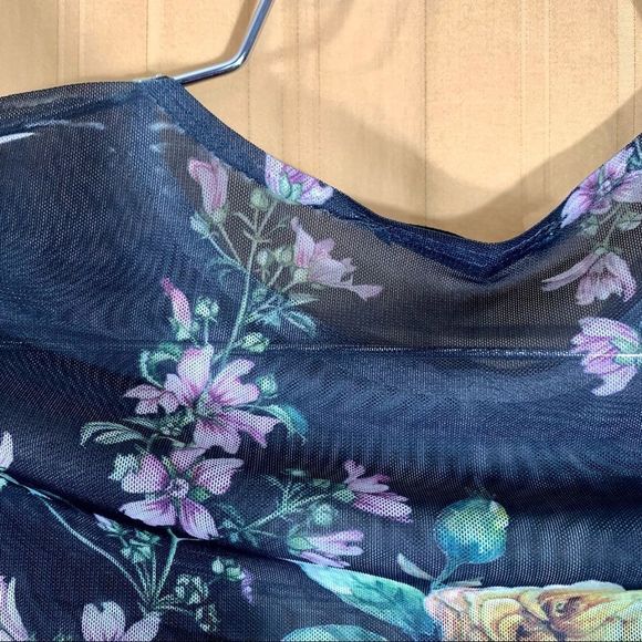 🌟 Shinestar Sheer Mesh Floral Bodysuit Size M - Picture 4 of 5